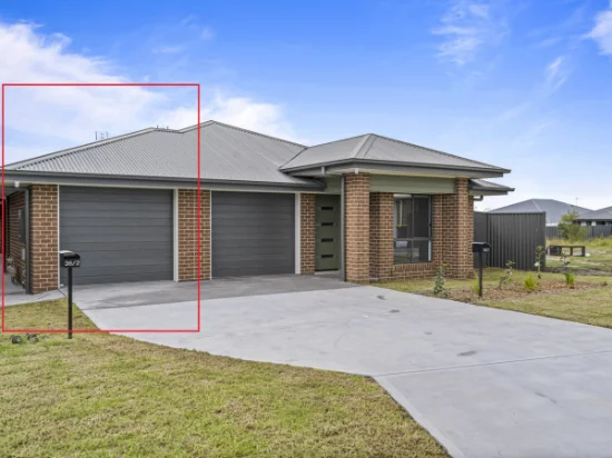 1/36A Crestwood Road, Thornton, NSW 2322