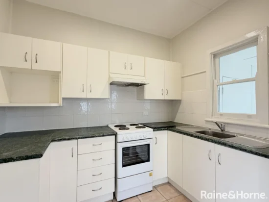 1/37 Marshall Street, Dapto, NSW 2530