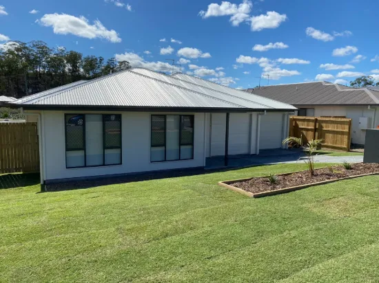 1/38 Sapphire Cres, Redbank Plains, Qld 4301