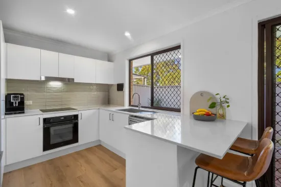 1/39 Alexander Drive, Highland Park, Qld 4211