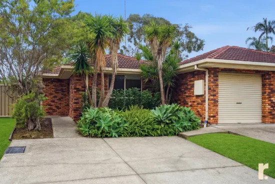 1/4 Lena Close, Whitebridge, NSW 2290