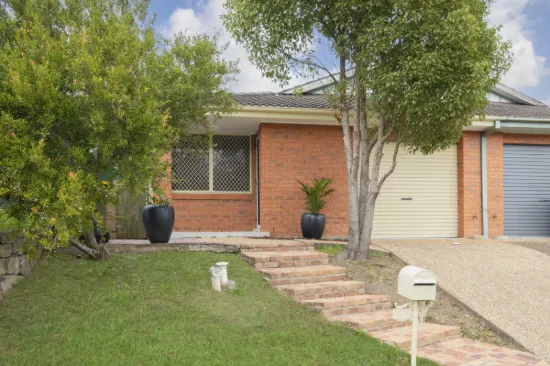 1/4 Simpson Court, Mayfield, NSW 2304