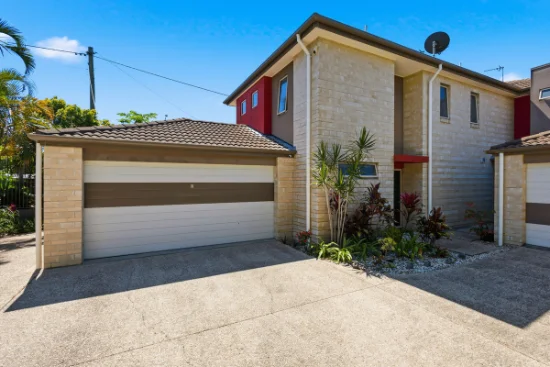 1/45 Robert Street, Labrador, Qld 4215