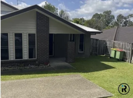 1/5 Bahrs Point Drive, Bahrs Scrub, Qld 4207