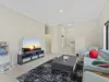 1/5 Maslin Chase, Pacific Pines, Qld 4211-Image