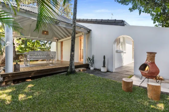 1/5 Shrike Court, Burleigh Waters, Qld 4220
