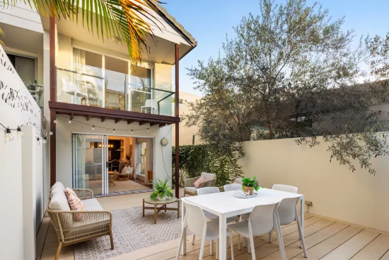 1/5 William Street, Mermaid Beach, Qld 4218 - For Sale