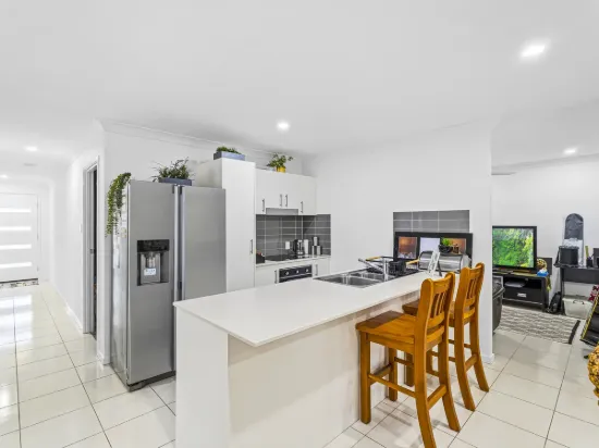 1/6 Cress Court, Pimpama, Qld 4209