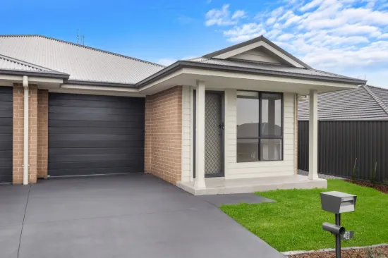 1/8 Millhouse Close, Farley, NSW 2320