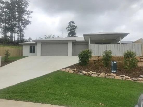 1/8 Pummelo Circuit, Palmwoods, Qld 4555