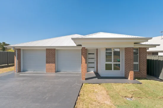 1/9 Harrison Place, Armidale, NSW 2350
