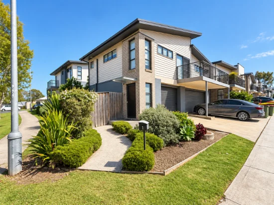 1 Searle Way, Oran Park, NSW 2570