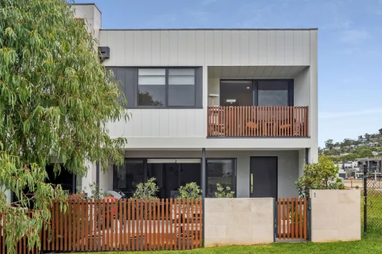 1 Whistler Mews, Safety Beach, Vic 3936