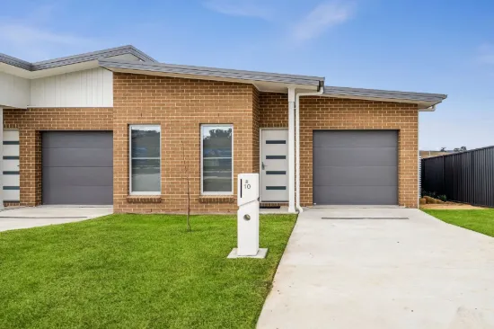 10 Indian Avenue, Goulburn, NSW 2580