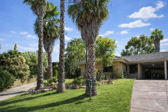10b Albatross Court, Heathridge, WA 6027