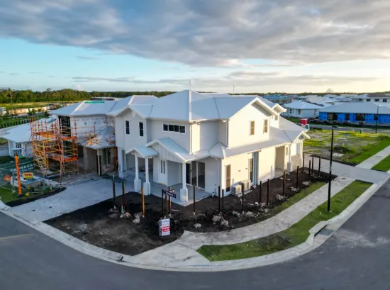 11 Tablelands Cres, Banya, Qld 4551
