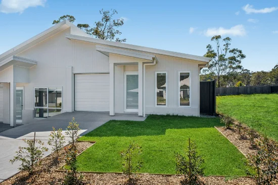 11a Wildwood Way, Thrumster, NSW 2444
