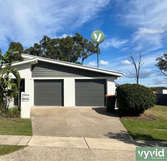 11b Aurora Rd, Tannum Sands, Qld 4680 - For Rent
