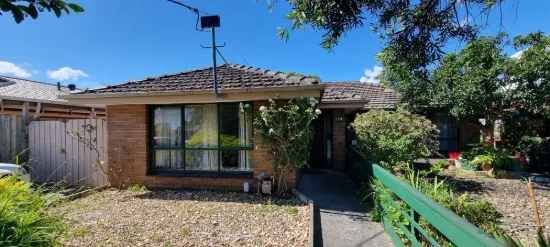 15B THIRD AVENUE, Dandenong North, Vic 3175