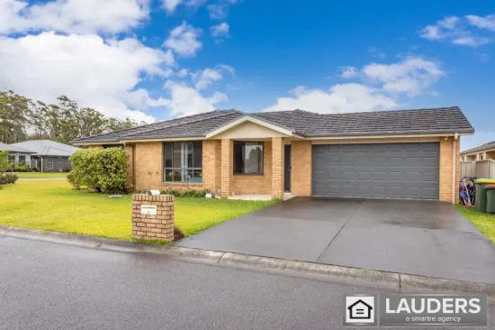 17 Flagtail Avenue, Old Bar, NSW 2430