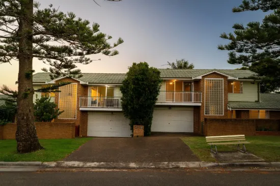 176a -176b Ewos Parade, Cronulla, NSW 2230