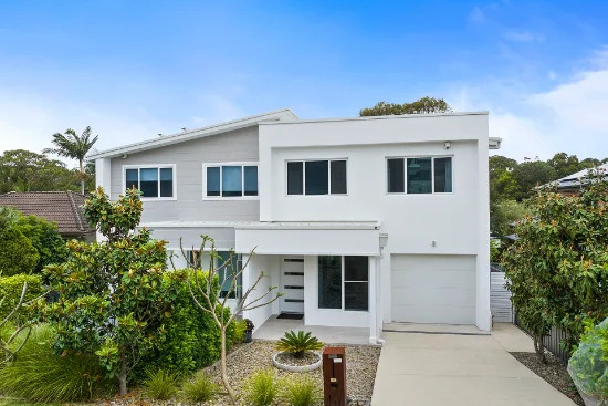 17B Westmacott Parade, Bulli, NSW 2516