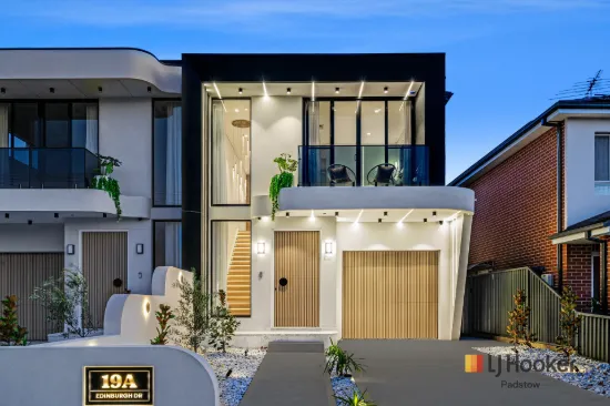 19A Edinburgh Drive, Revesby Heights, NSW 2212