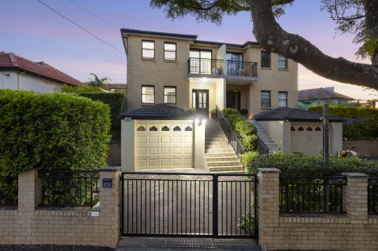 1A Brisbane Street, Chifley, NSW 2036