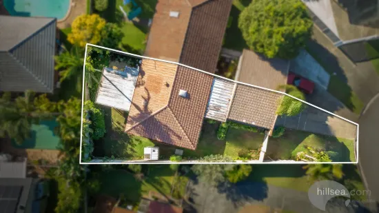 2/10 Eurimbula Court, Paradise Point, Qld 4216