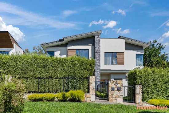 2/10 Gilmore Crescent, Garran, ACT 2605