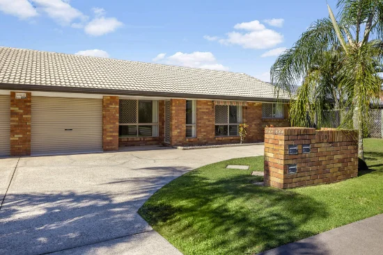 2/101 Goonawarra Drive, Mooloolaba, Qld 4557