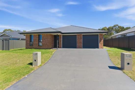 2/11 Harrison Place, Armidale, NSW 2350