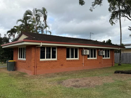 2/131 Wilkinson Street, Manunda, Qld 4870