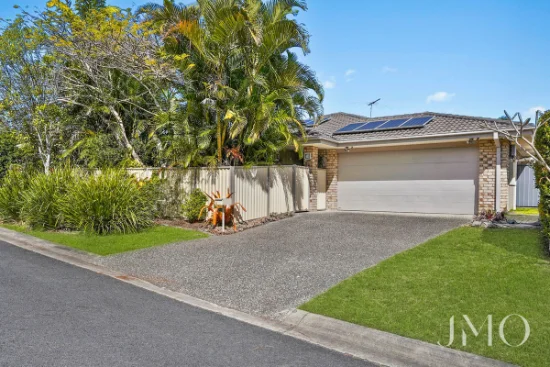 2/15 Cranberrie Crescent, Pimpama, Qld 4209