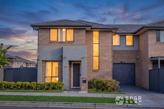 2/15 Signal Street, Werrington, NSW 2747