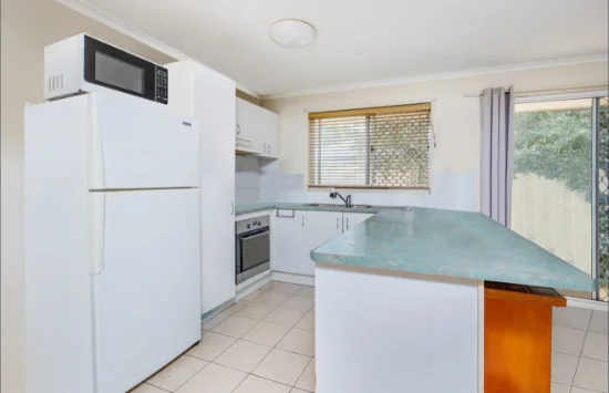 2/156 Kumbari Ave, Labrador, Qld 4215-Image