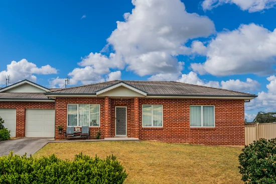 2/165 McMahon Way, Singleton, NSW 2330