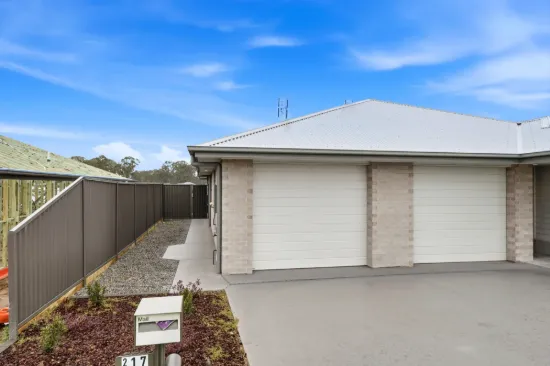 2/17 Kooralbyn Road, Buchanan, NSW 2323