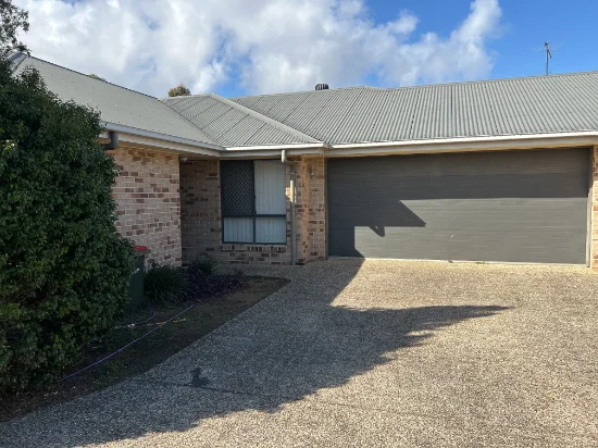 2/187 Summerfields Dr, Caboolture, Qld 4510