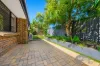 2/191 Olsen Avenue, Labrador, Qld 4215-Image