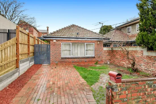 2/1A Gilsland Road, Hughesdale, Vic 3166