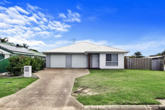 2/2 Aimee Drive, Urangan, Qld 4655 - For Rent