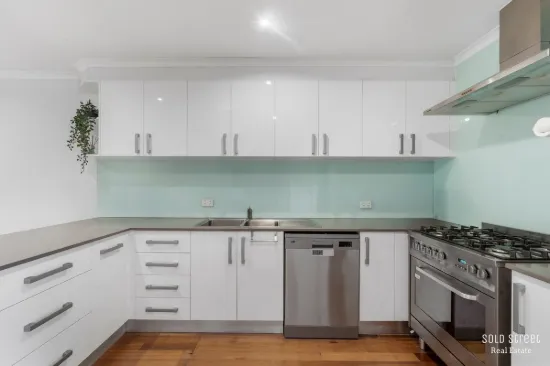 2/21 Paramount Place, Oxenford, Qld 4210