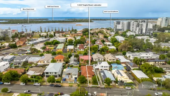 2/223 Turpin Road, Labrador, Qld 4215