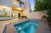 2/25 Anembo Street, Chevron Island, Qld 4217-Image
