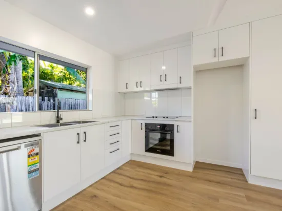 2/25 Limpet Ave, Port Douglas, Qld 4877