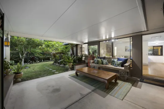 2/26 Morinda Way, Labrador, Qld 4215