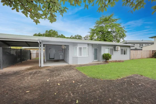 2/3 Pandora Close, Bentley Park, Qld 4869