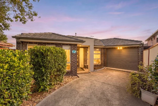 2/34 Shakespeare Drive, Delahey, Vic 3037 - For Sale