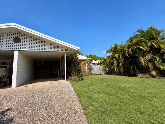 2/36 Col Crescent, Parkhurst, Qld 4702 - For Rent